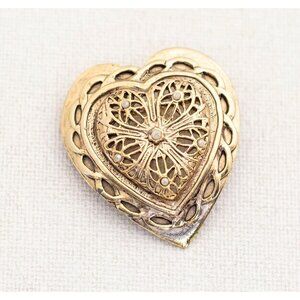 Vintage Intricate Lovely Heart Victorian Gold Tone Brooch Pin Accessory - A11